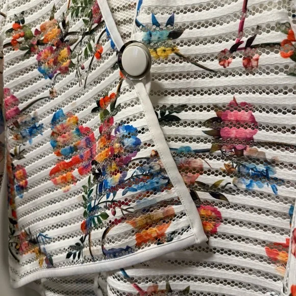 Joseph Ribkoff Asymmetrical Garden Floral Mesh Blazer | Size 8 - Picture 6 of 9